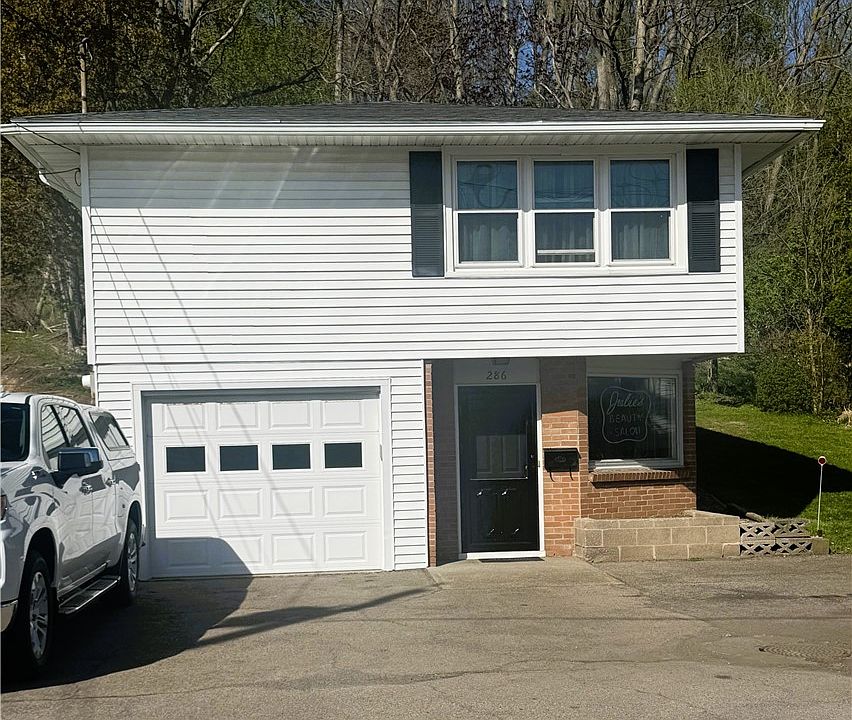 1st image of 286 W Main St