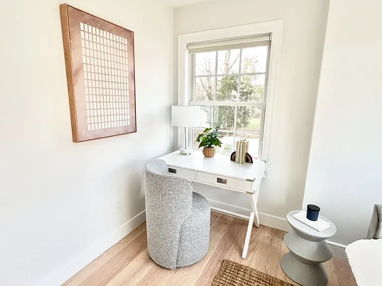 64 Kings Hwy N #1 — Photo 6