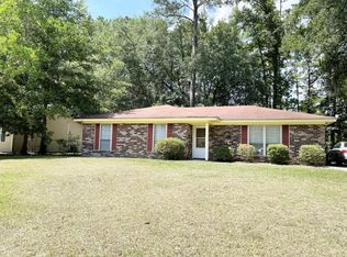516 Heritage Dr, Hinesville, GA 31313