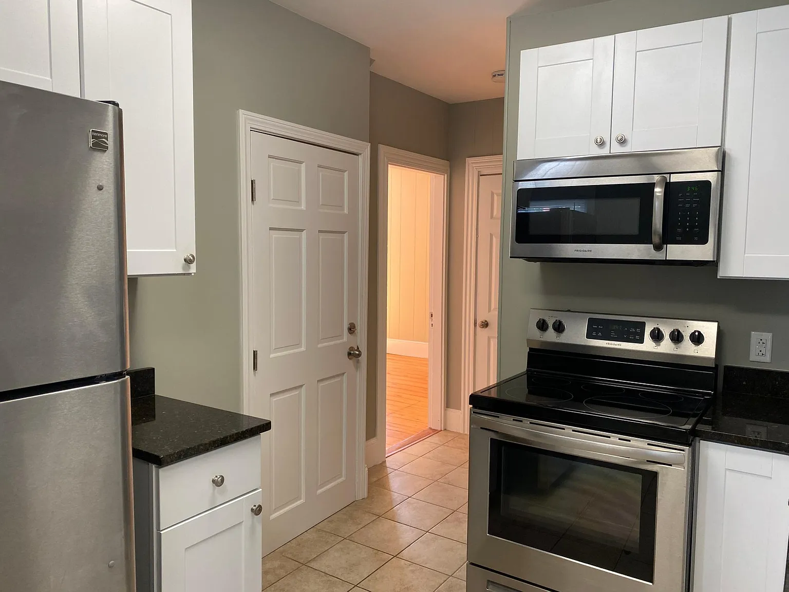 1 bed, 1000 sqft, $2,250 — Photo 2