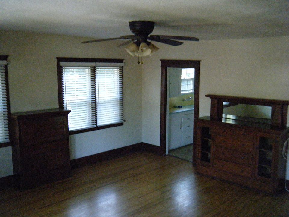 2nd image of 745 Freeman Ave