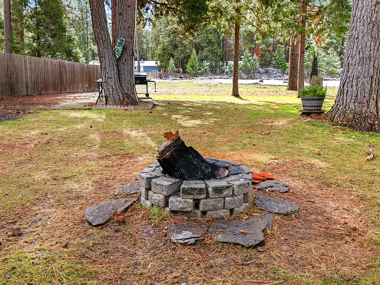 18010 Ponderosa Ln — Photo 34