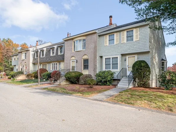 3 Turnbuckle Ln #3, Merrimack, NH 03054