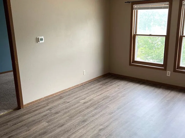624 S. Gilbert Street — Photo 8
