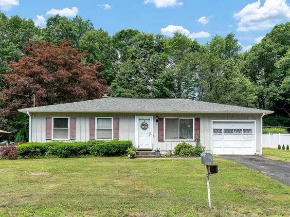 8 Sherwood Drive, Prospect, CT 06712