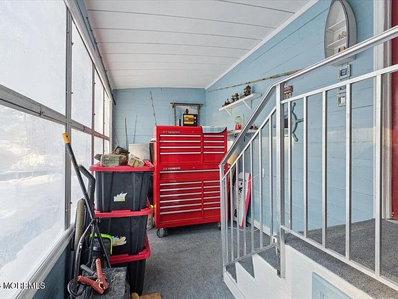 4th image of 57 Roberts Road