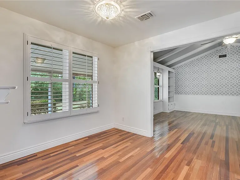 2501 Hancock Dr — Photo 16