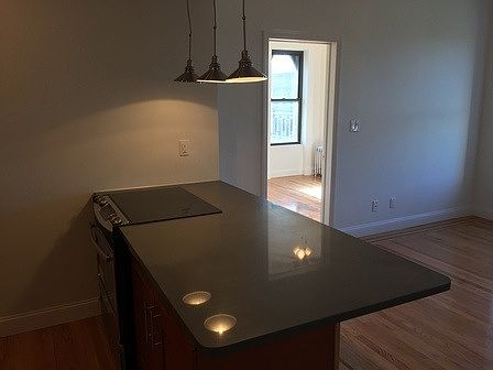 3rd image of 5723 5th Ave