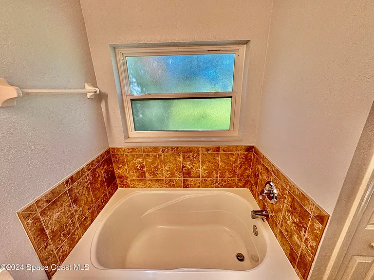 163 King Neptune Ln — Photo 8