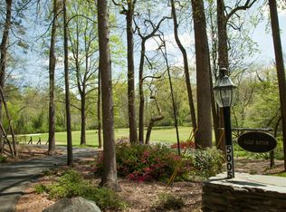 5005 Jett Rd NW, Sandy Springs, GA 30327