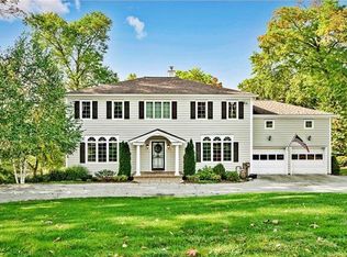 31 Hevelyne Rd, Elmsford, NY 10523
