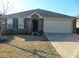 822 Bens Dr, Anna, TX 75409