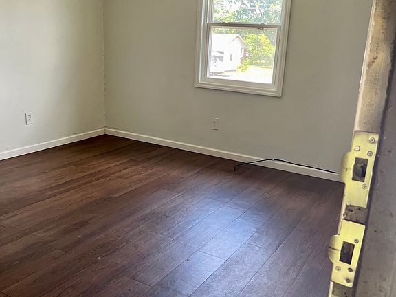 4th image of 315 Bybee Branch Rd