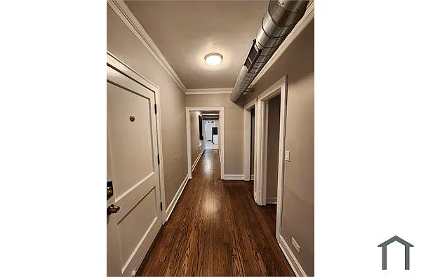 Building Photo - 1459 E 69th Pl