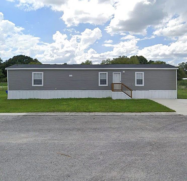 1st image of 4718 Green Grass Pl