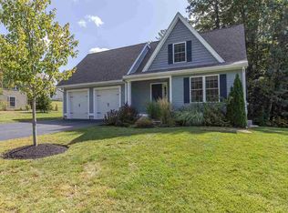 9 Cortland Ave, Stratham, NH 03885