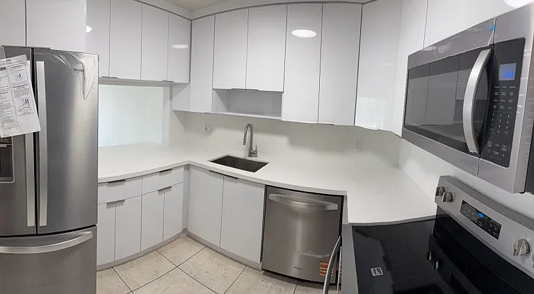1900 W 68th St #H203 — Photo 5