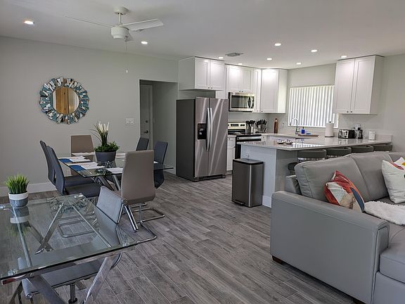 5th image of 2600 Middle River Dr Unit 2509