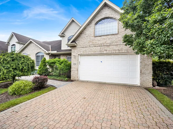 3063 Rosebrook Cir, Westchester, IL 60154