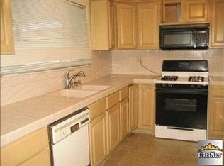 9250 Crebs Ave, Northridge, CA 91324