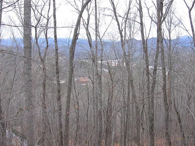 1st image of 15 Cave Springs Rd