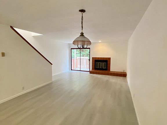 4th image of 4159 El Camino Way APT I