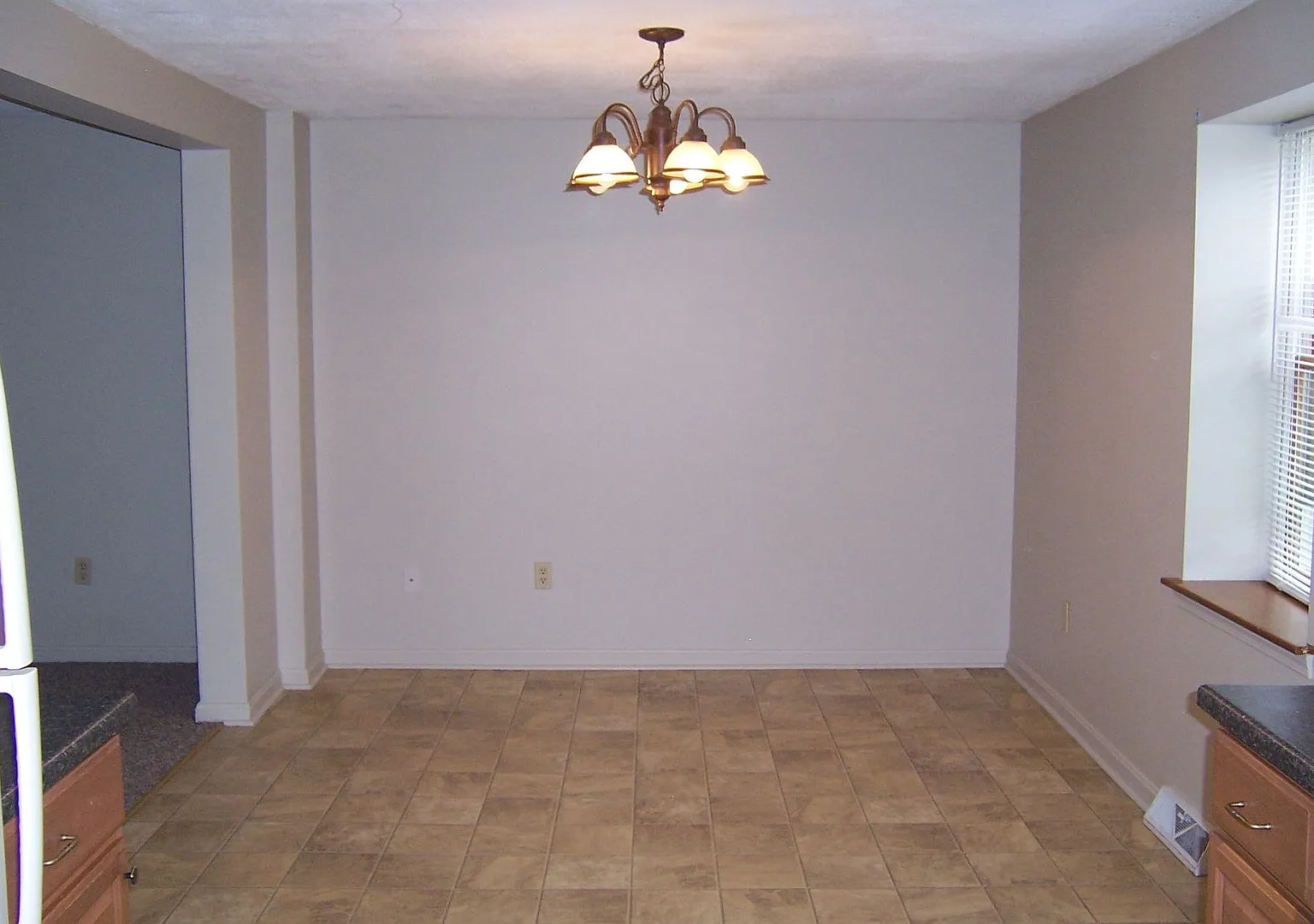 Lovely Duplex Home — Photo 2