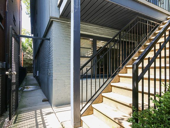 4th image of 1704 N Sedgwick St #1F