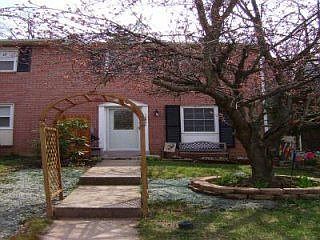 1st image of 1902 Abbey Ln