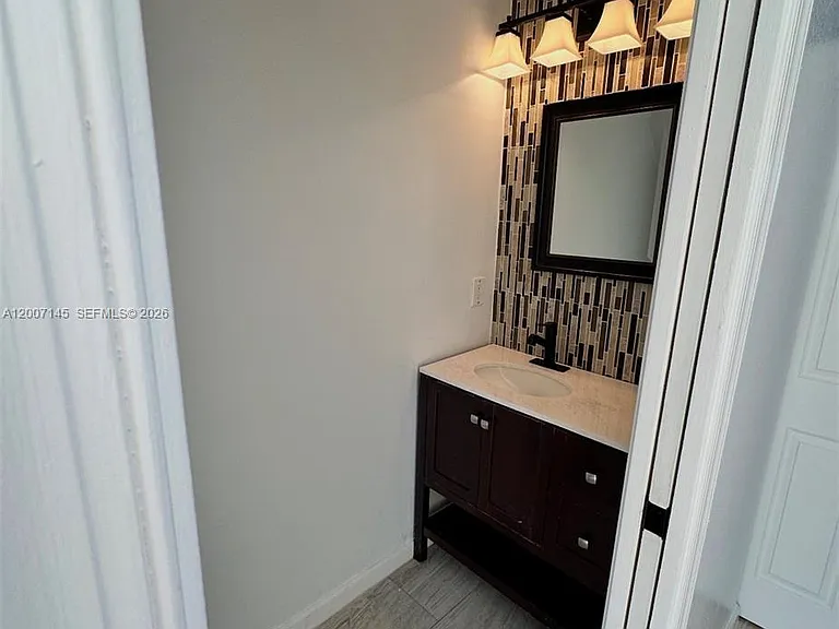 2641 SW 83rd Ave #102 — Photo 8