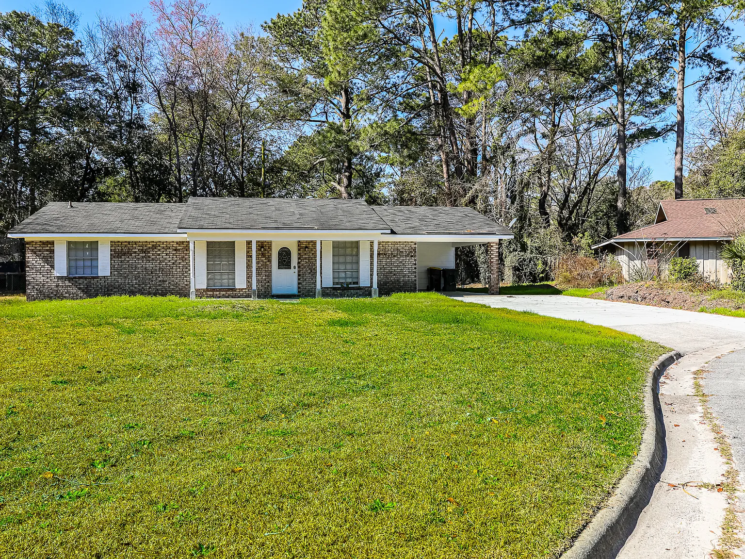 5 Rockingham Ct — Photo 2