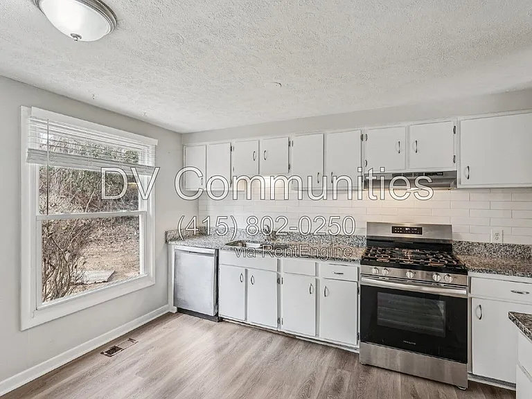 3531 Tewksbury Dr — Photo 13
