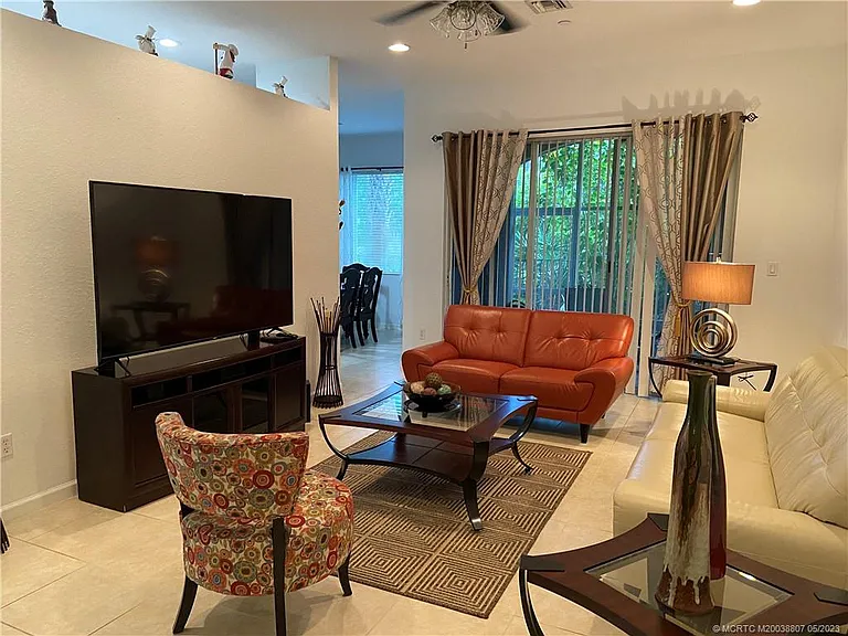 248 SW Otter Run Pl — Photo 10