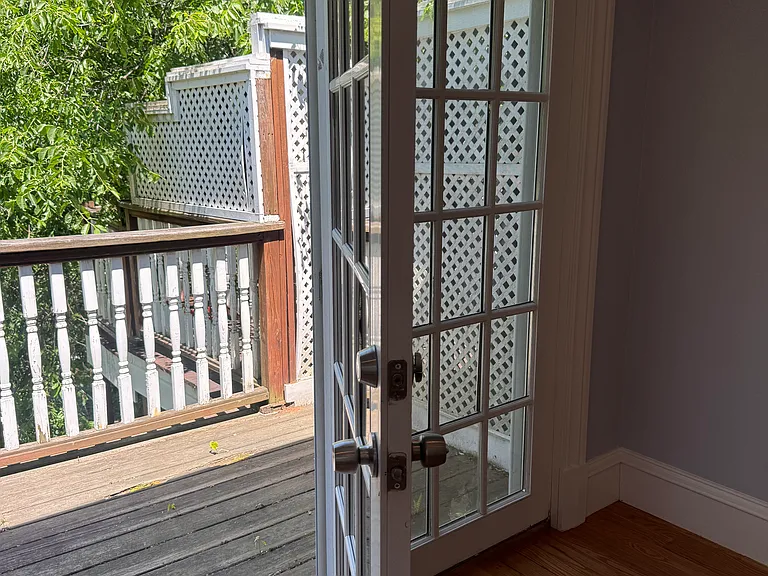 Nonantum St — Photo 20