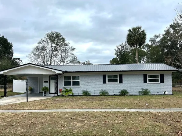 930 NW Lowland Ter, Lake City, FL 32055