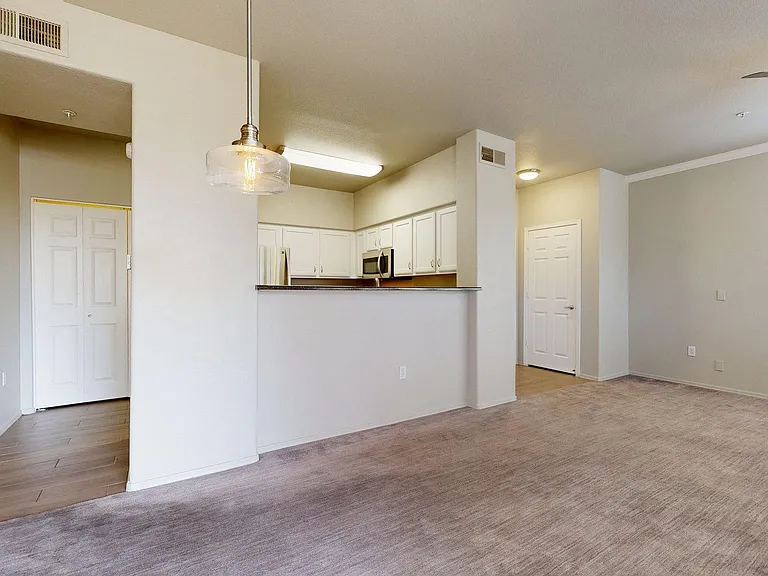 20100 N 78th Pl #2019 — Photo 11
