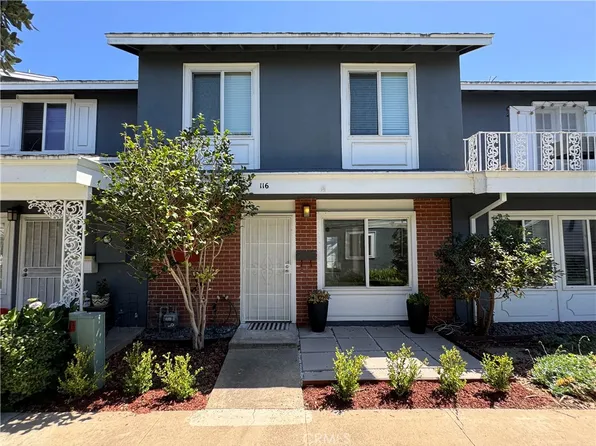 116 Brookline Ln, Costa Mesa, CA 92626
