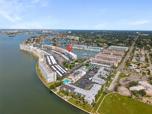 5925 Shore Blvd S APT 608, Gulfport, FL 33707