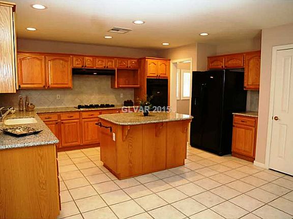 4th image of 8109 Blue Cascade Ave