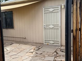 310 Princeton Dr SE #B, Albuquerque, NM 87106
