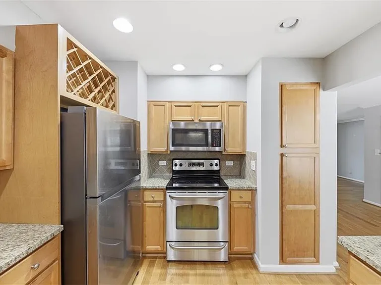 54 La Rue Pl NW — Photo 8