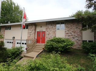 1203 W 24th St, Sault Sainte Marie, MI 49783