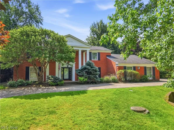 3427 Lanark Ln, Pepper Pike, OH 44124