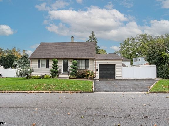3rd image of 103 Rudolph Ave