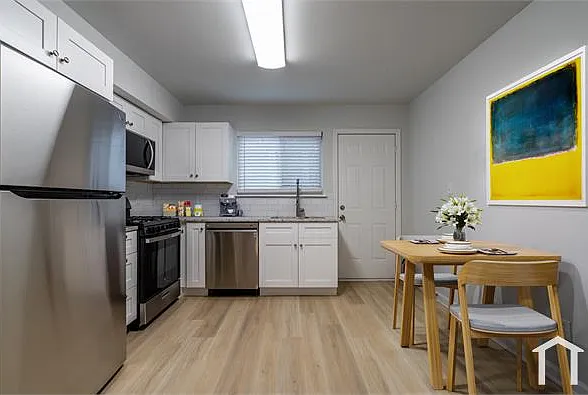 760 Davis Cir SW #6 — Photo 6