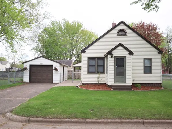 1122 St. Paul Street, Chippewa Falls, WI 54729