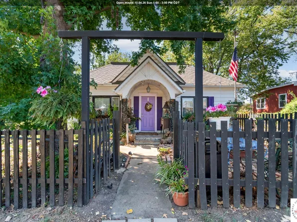 318 W Clinton St, Clinton, MO 64735