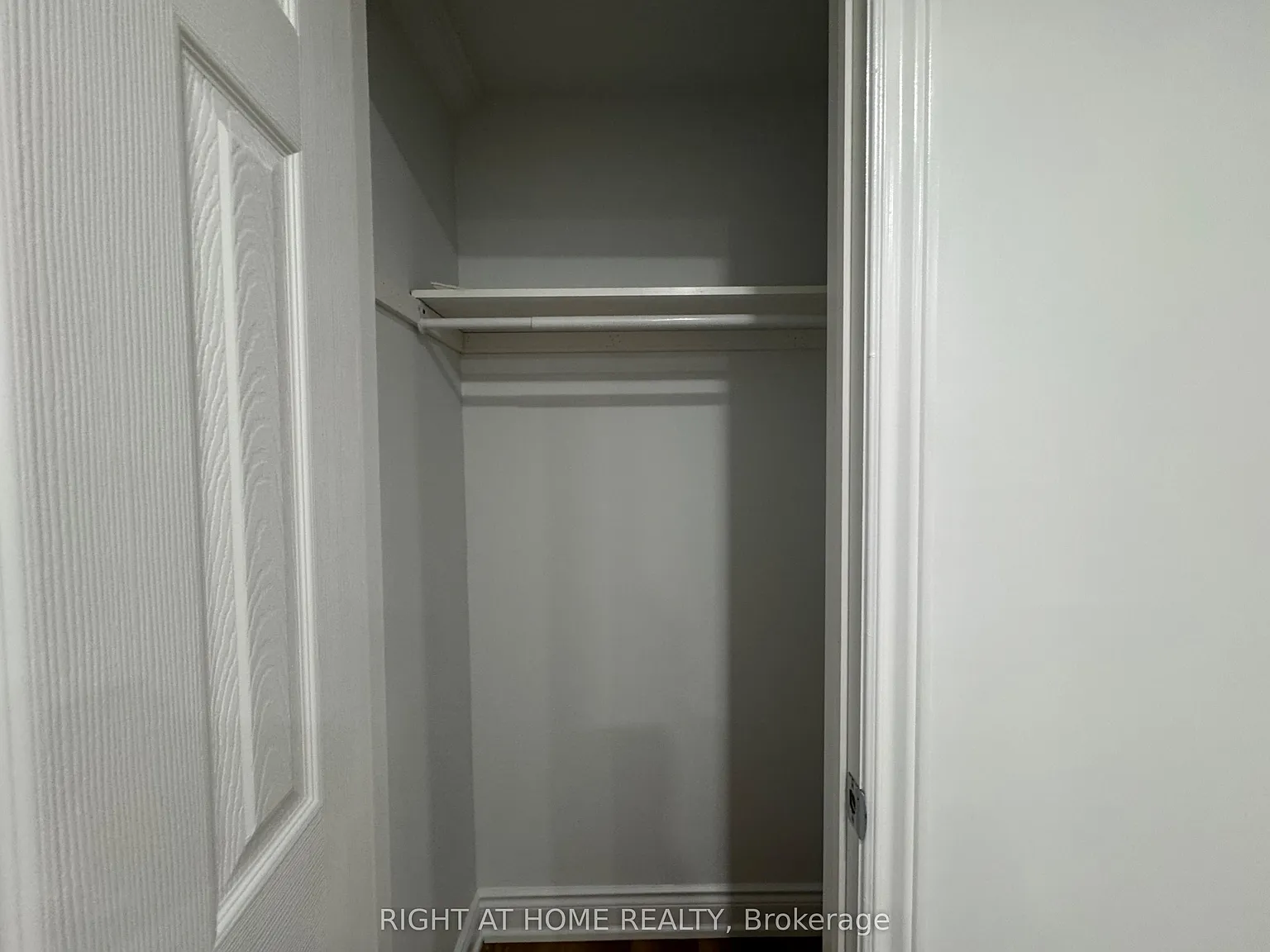 2 bed, $2,200 — Photo 3