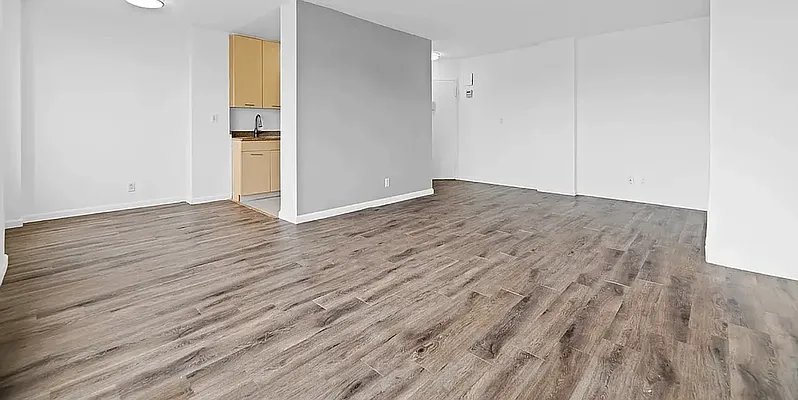 Rented by REAL New York | media 3