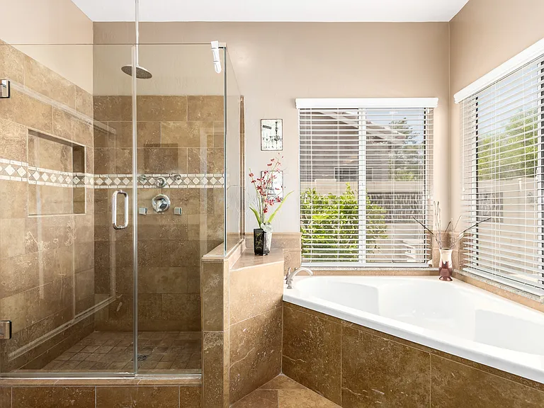 1126 N Melody Cir — Photo 16
